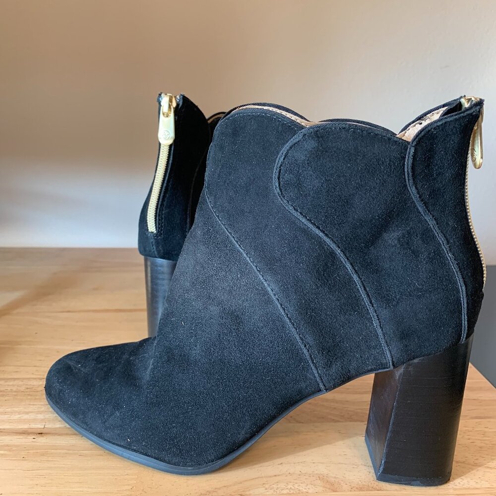Adrienne Vittadini Bootie